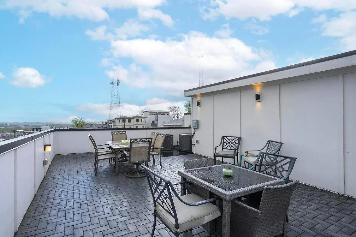 Downtown Modern Rooftop Patio Vanderbilt 8 Beds Nashville Сasa de vacaciones